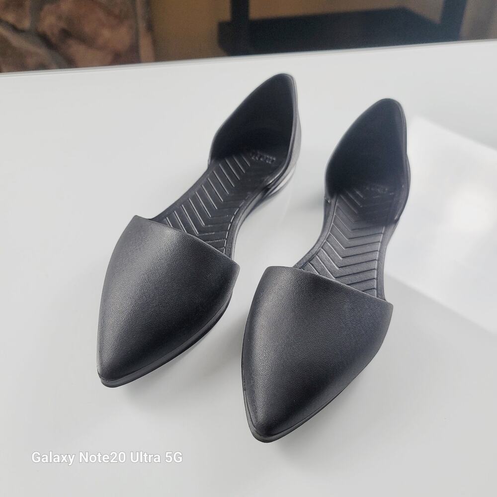 Native Audrey Pointed Toe Flats in Black, sz 10
